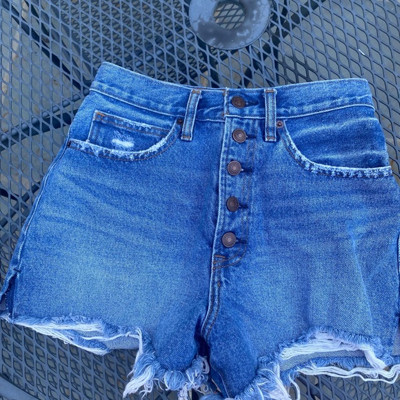 Abercrombie Natural High Rise Denim Shorts Size 0 - Picture 2 of 4